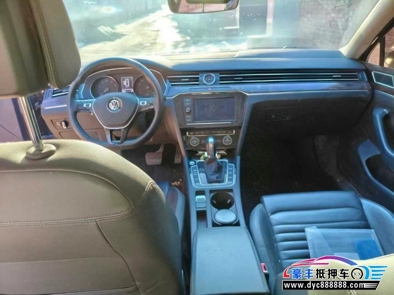 19年大众迈腾轿车抵押车出售