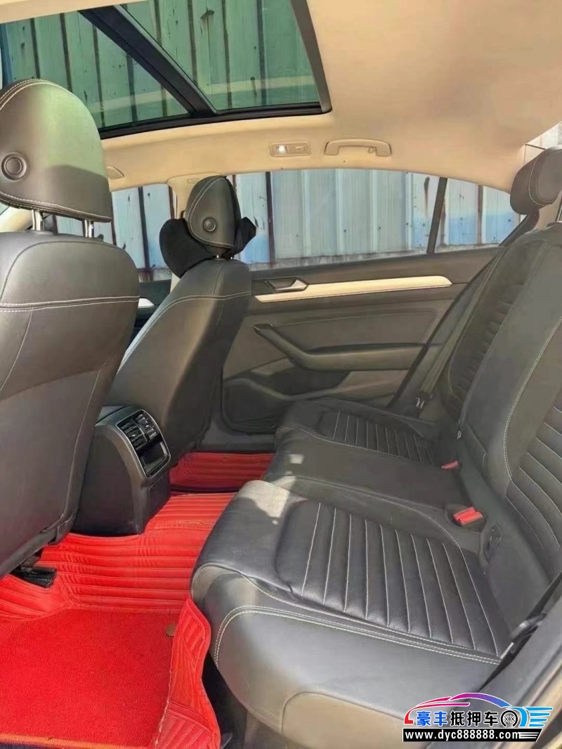 20年大众迈腾轿车抵押车出售