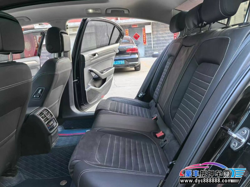 21年大众迈腾轿车抵押车出售