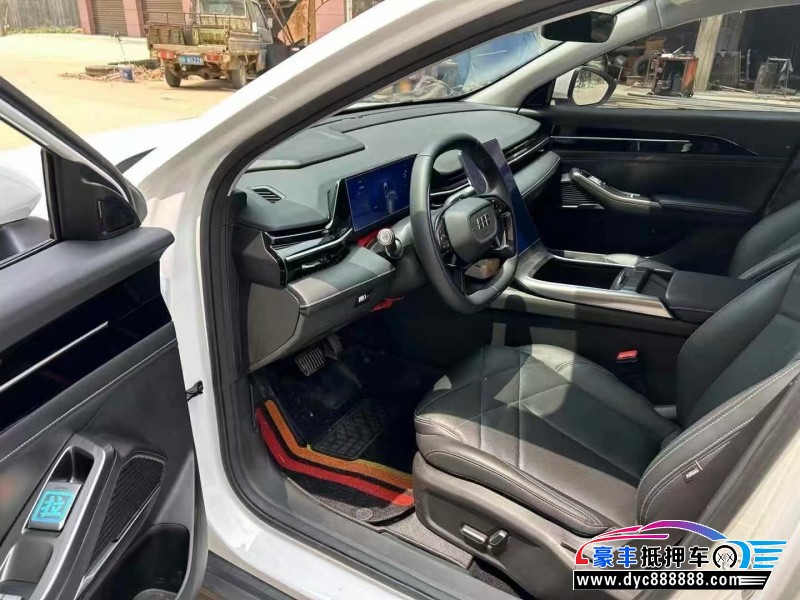 24年吉利银河L6轿车抵押车出售