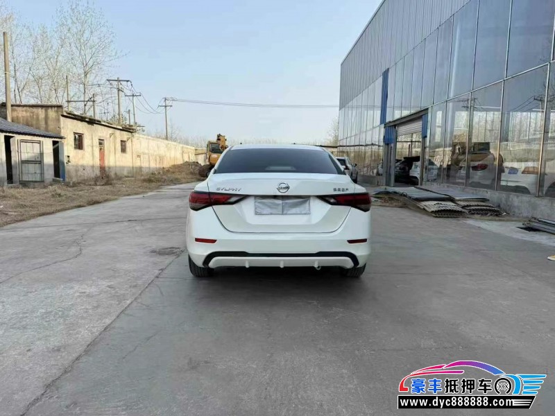 20年日产轩逸轿车抵押车出售