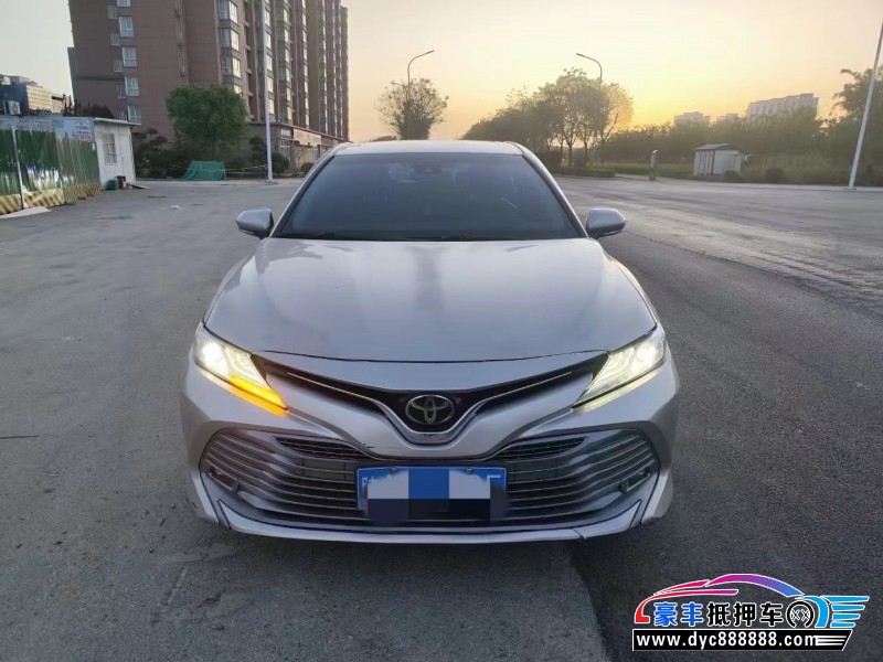 18年丰田凯美瑞轿车抵押车出售