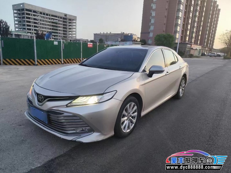 18年丰田凯美瑞轿车抵押车出售