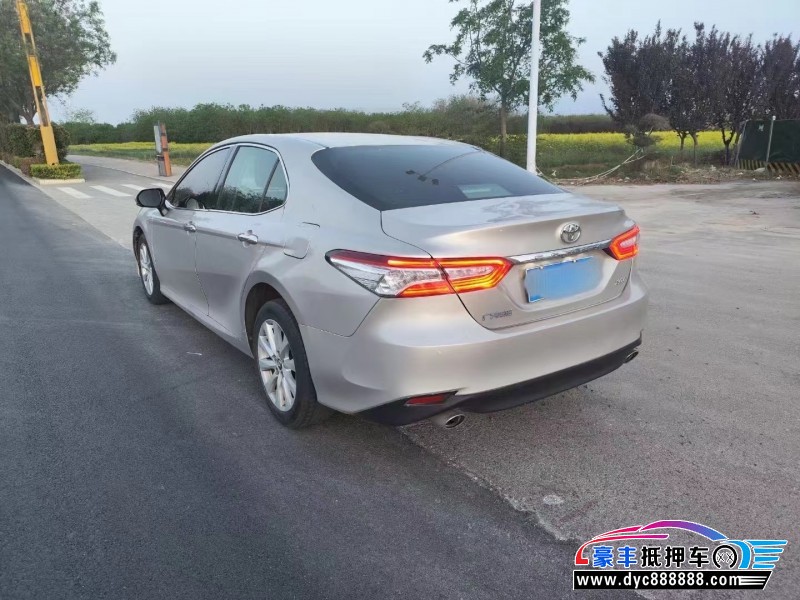 18年丰田凯美瑞轿车抵押车出售