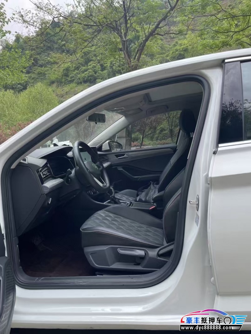 22年大众速腾轿车抵押车出售