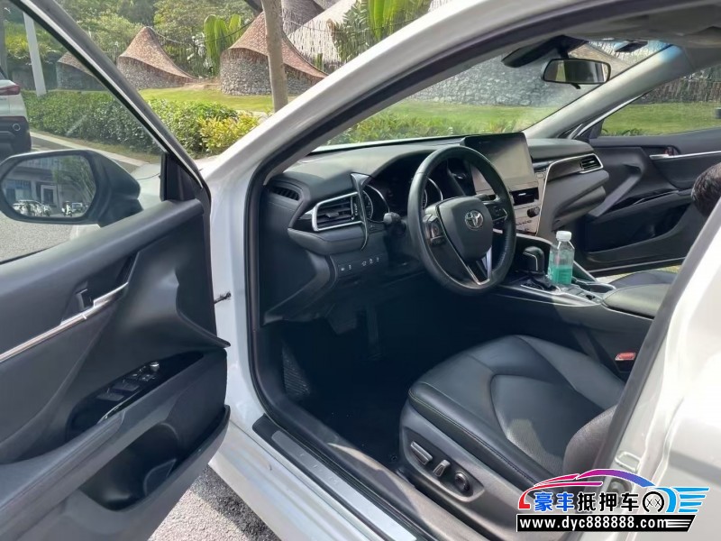 21年丰田凯美瑞轿车抵押车出售