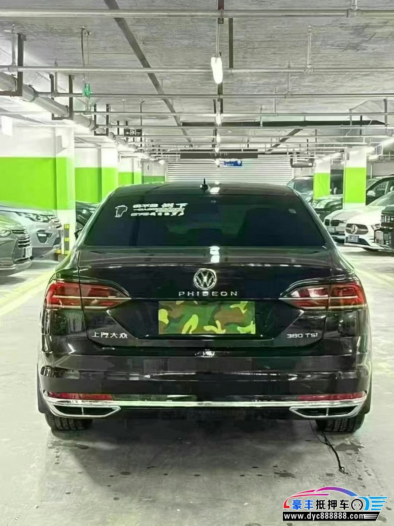 22年大众辉昂轿车抵押车出售