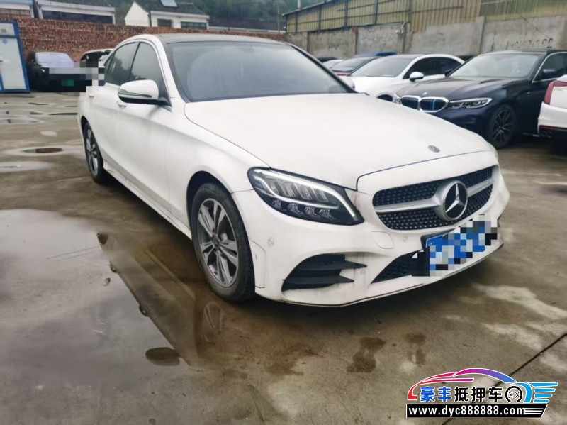 20年奔驰C轿车抵押车出售