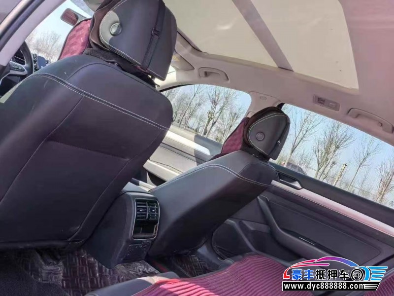 22年大众迈腾轿车抵押车出售