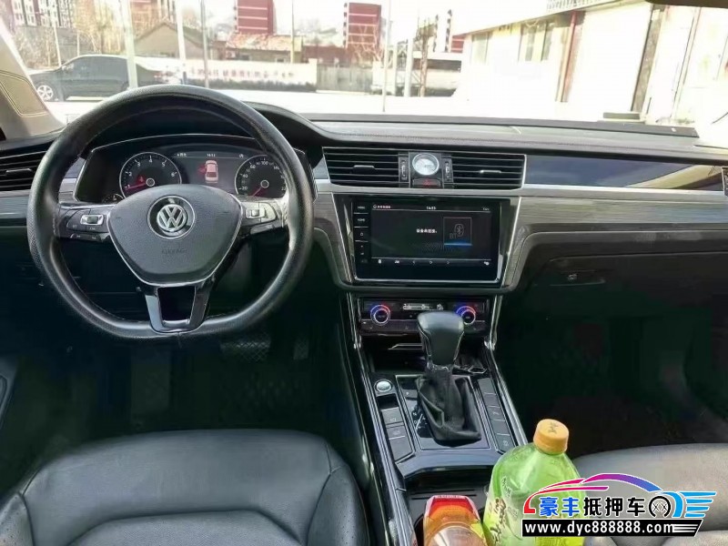 20年大众辉昂轿车抵押车出售