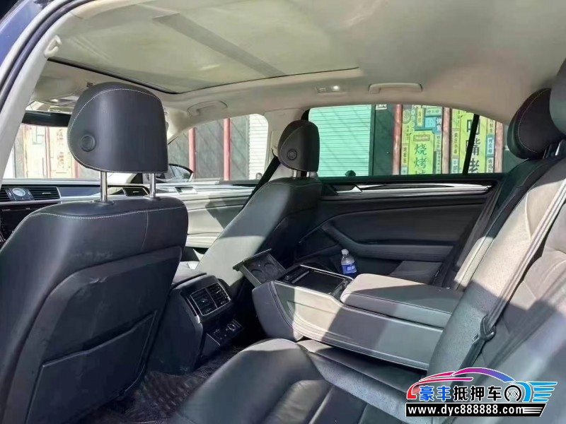 20年大众辉昂轿车抵押车出售