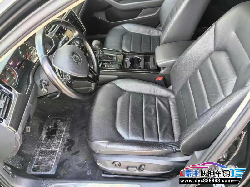 19年大众辉昂轿车抵押车出售