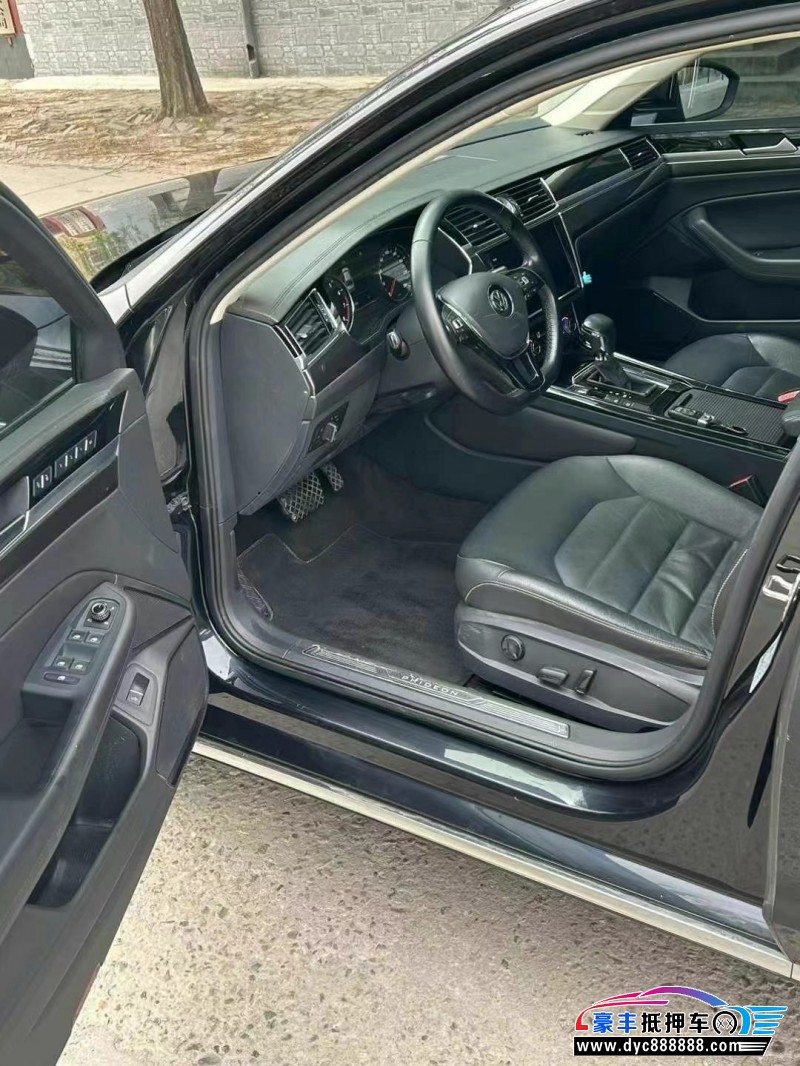 19年大众辉昂轿车抵押车出售