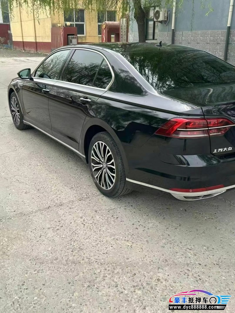 19年大众辉昂轿车抵押车出售