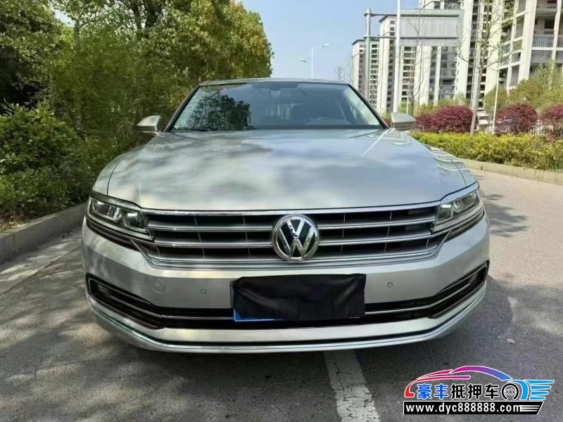 18年大众辉昂轿车抵押车出售