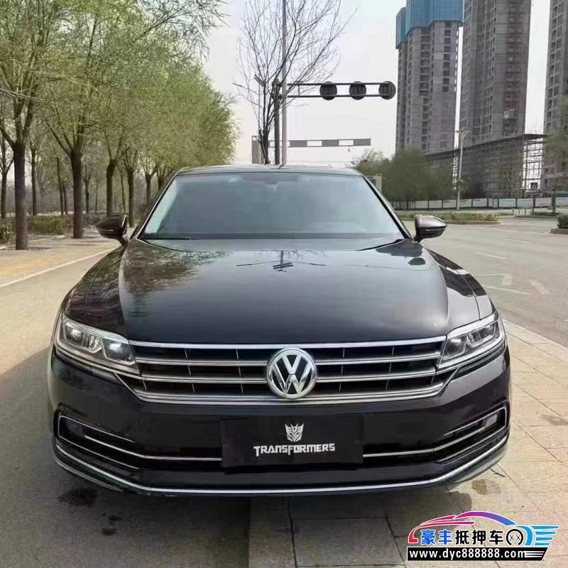 18年大众辉昂轿车抵押车出售