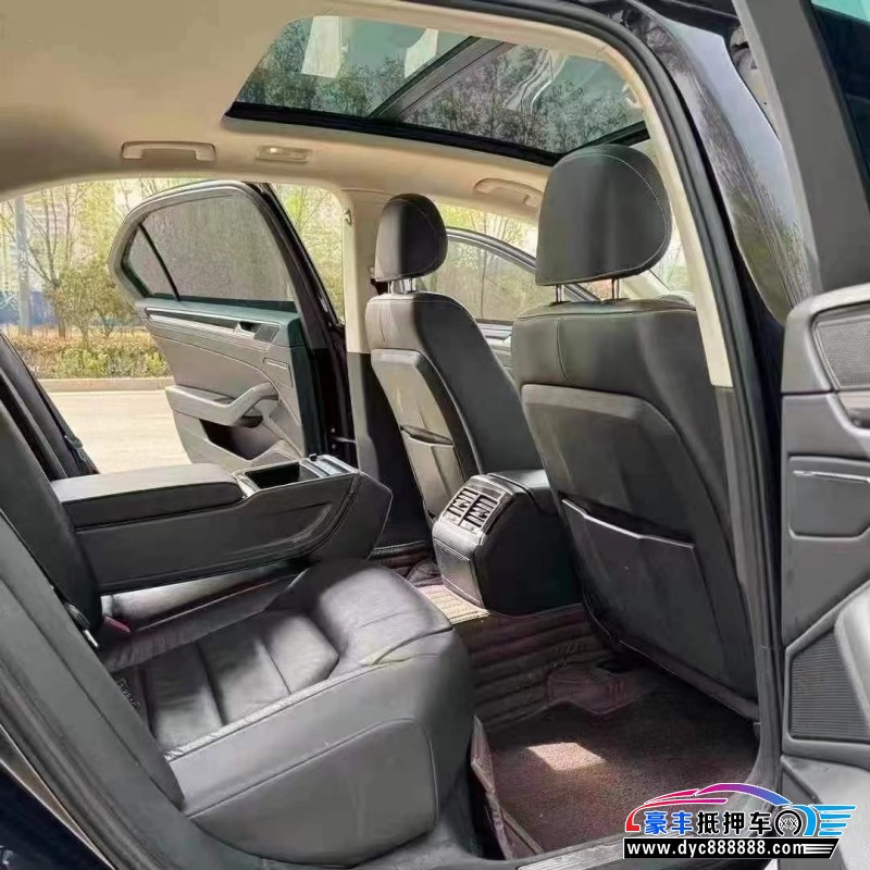 18年大众辉昂轿车抵押车出售