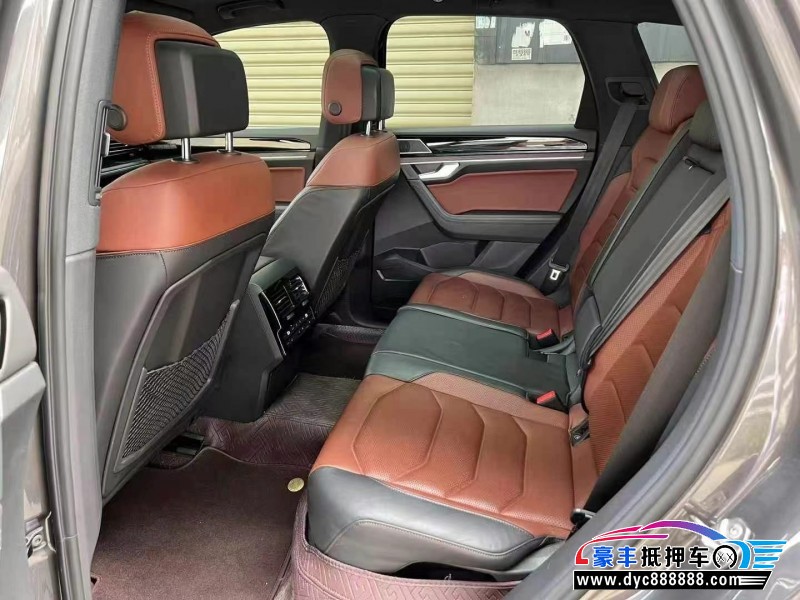 22年大众途锐轿车抵押车出售