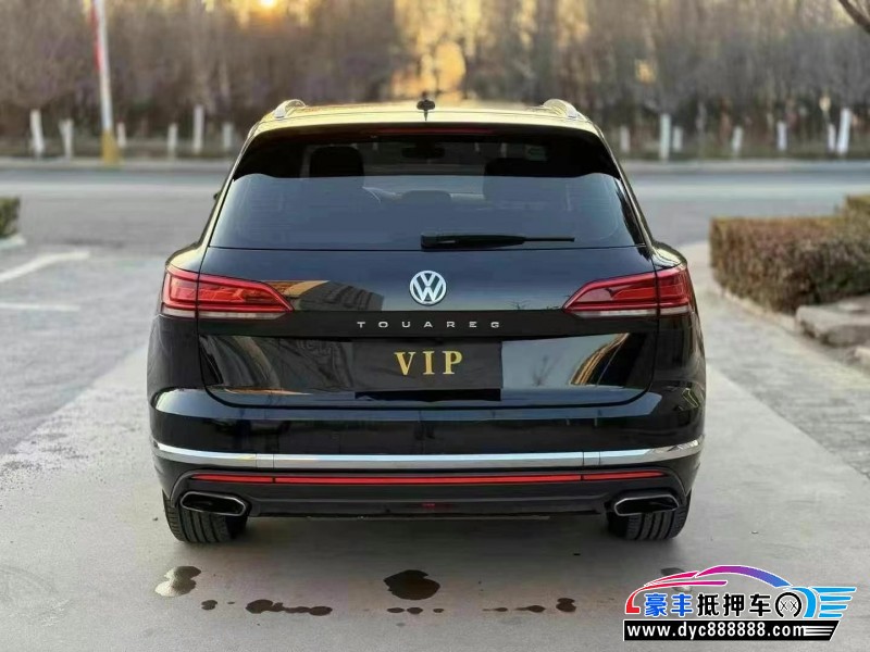 20年大众途锐SUV抵押车出售