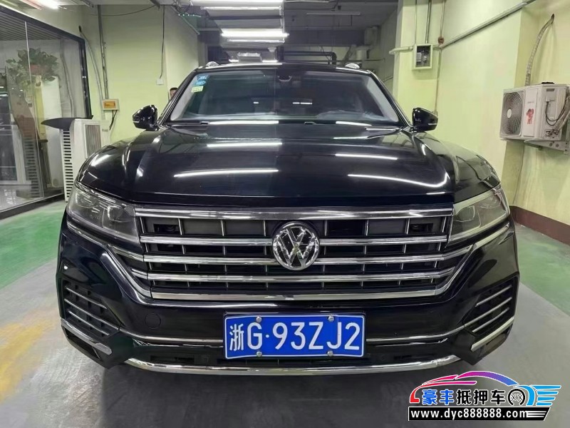 20年大众途锐轿车抵押车出售