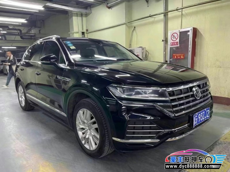 20年大众途锐轿车抵押车出售