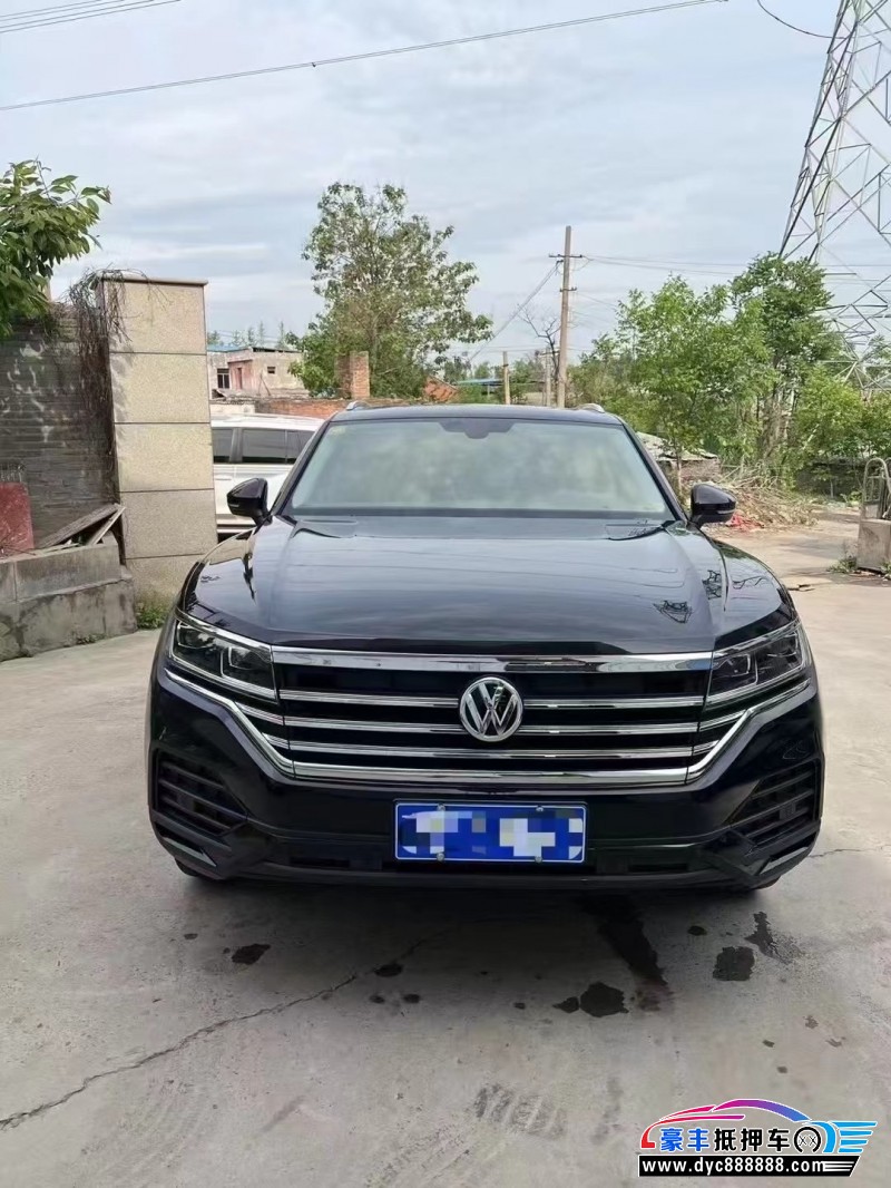 19年大众途锐轿车抵押车出售