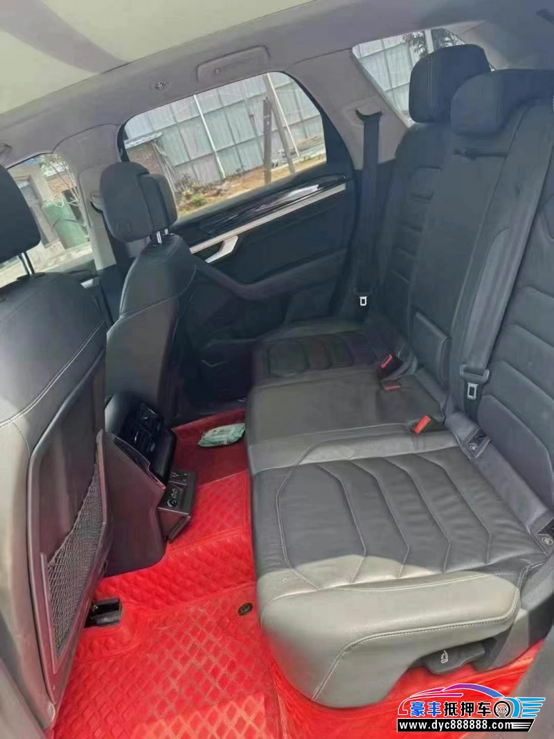 19年大众途锐SUV抵押车出售