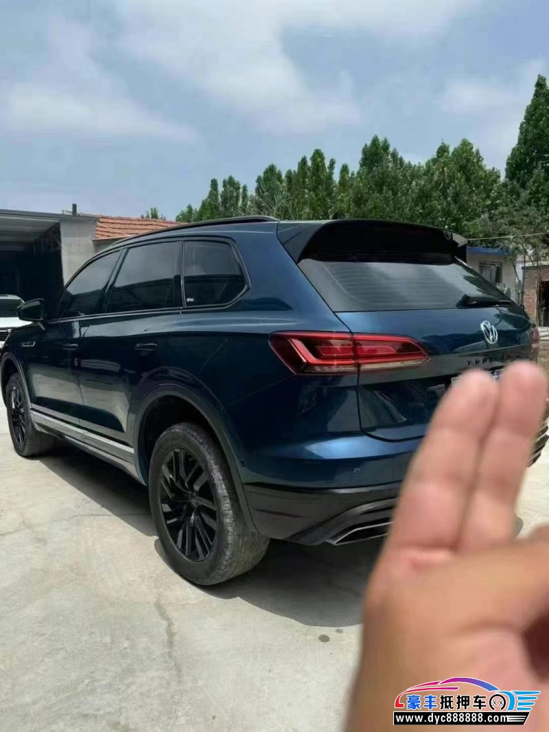 19年大众途锐SUV抵押车出售