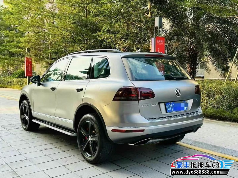 18年大众途锐SUV抵押车出售