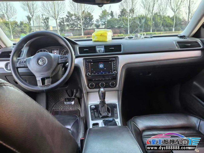 13年大众帕萨特轿车抵押车出售