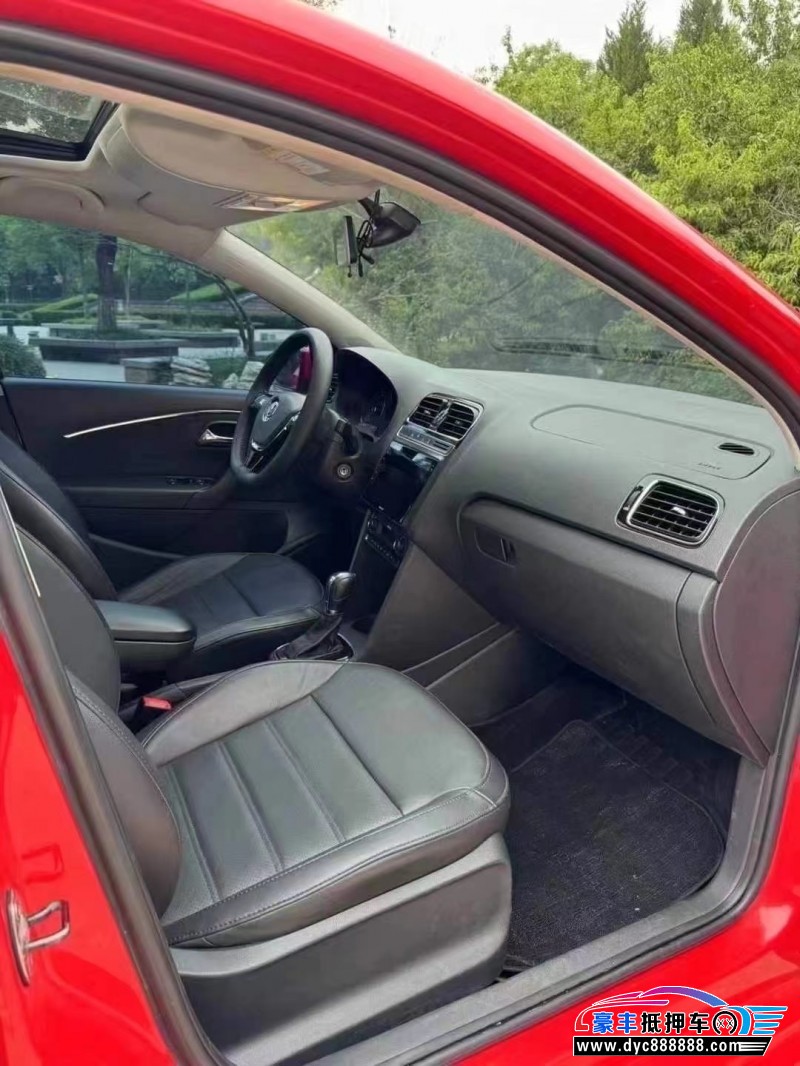 16年大众polo轿车抵押车出售