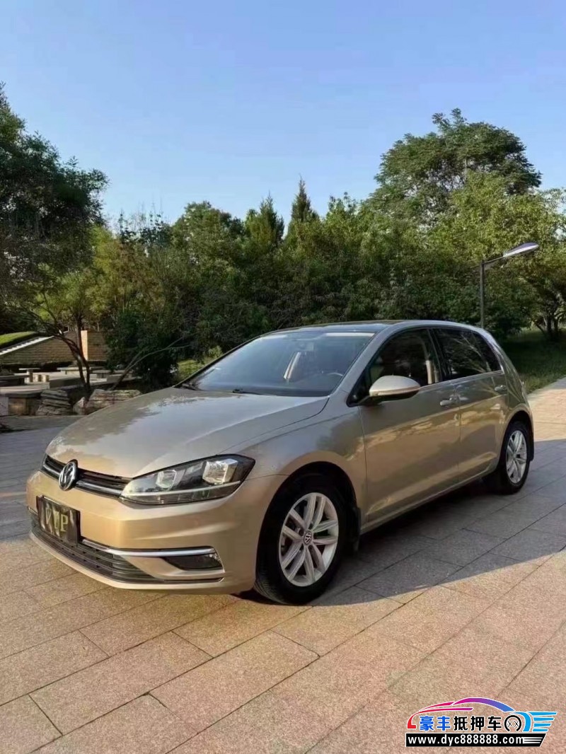 18年大众高尔夫轿车抵押车出售