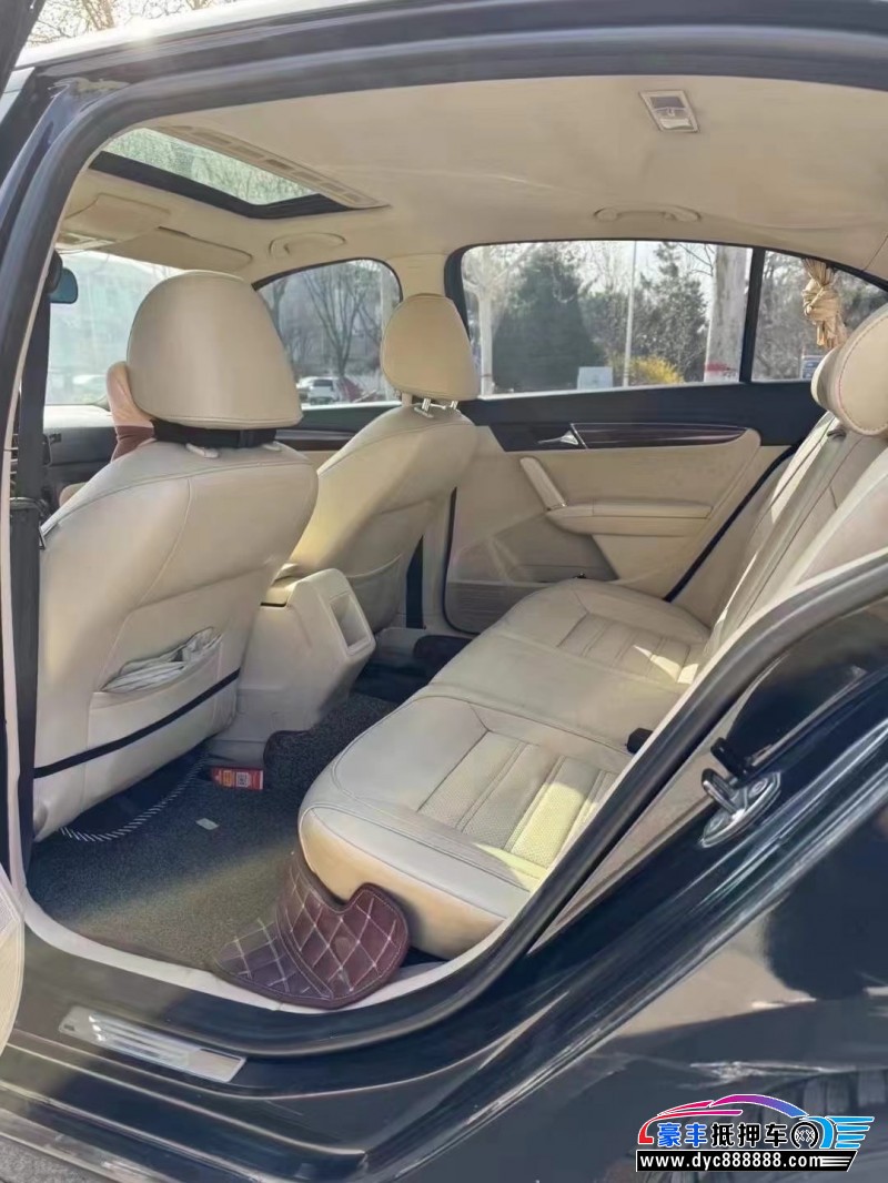 13年大众朗逸轿车抵押车出售