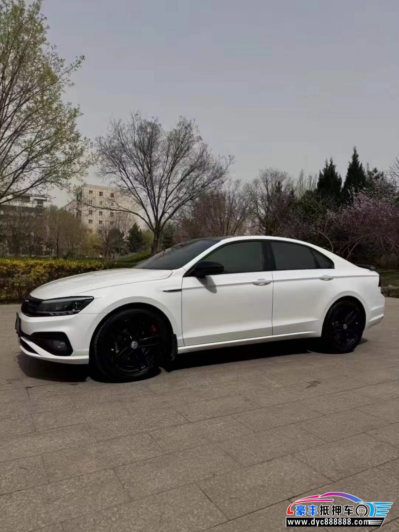 21年大众凌渡轿车抵押车出售