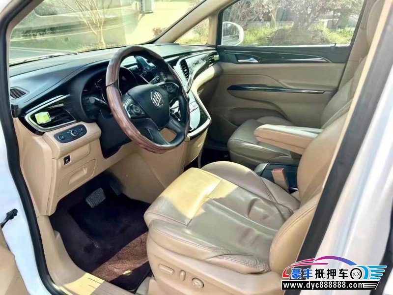 19年别克GL8轿车抵押车出售