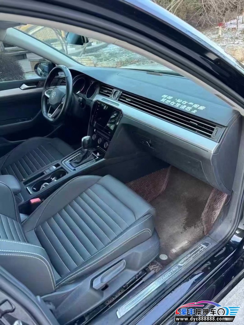 21年大众迈腾轿车抵押车出售