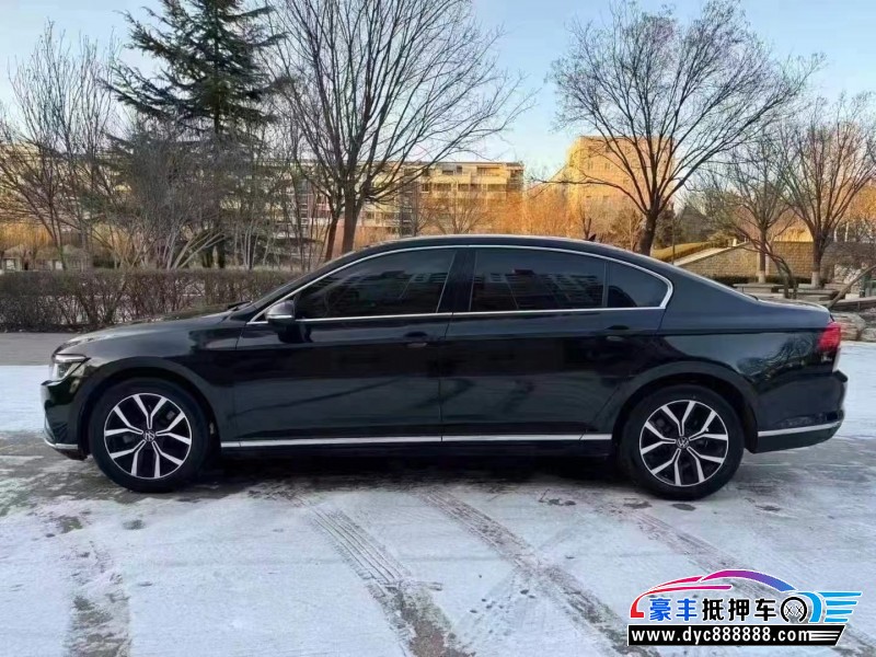 21年大众迈腾轿车抵押车出售