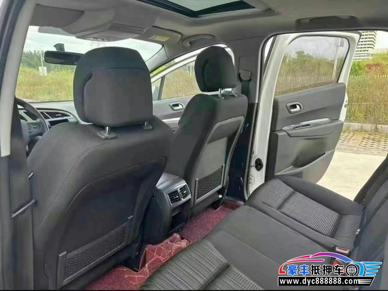 17年标致3008轿车抵押车出售