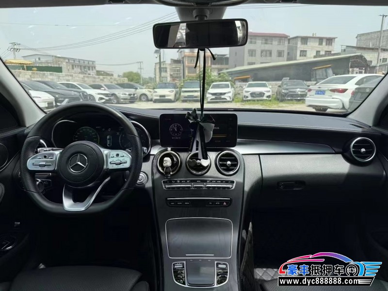 20年奔驰C轿车抵押车出售