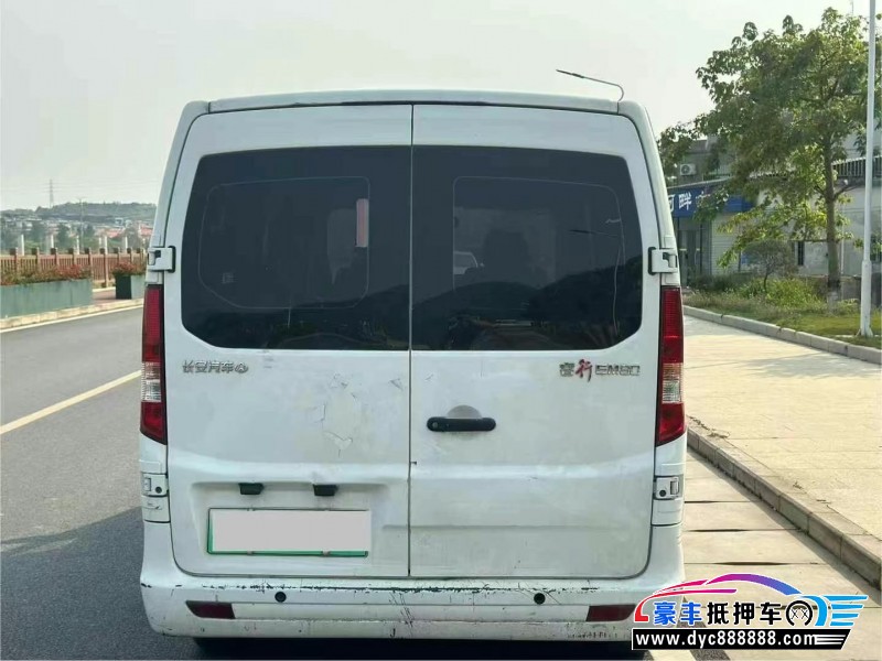 24年长安睿行轿车抵押车出售