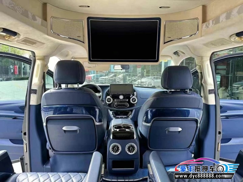 22年奔驰V轿车抵押车出售