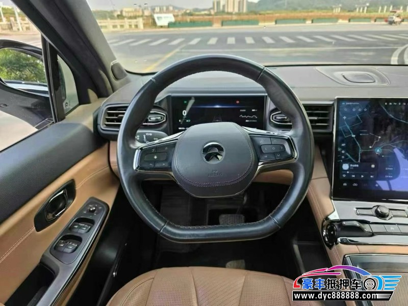 22年蔚来ES8轿车抵押车出售