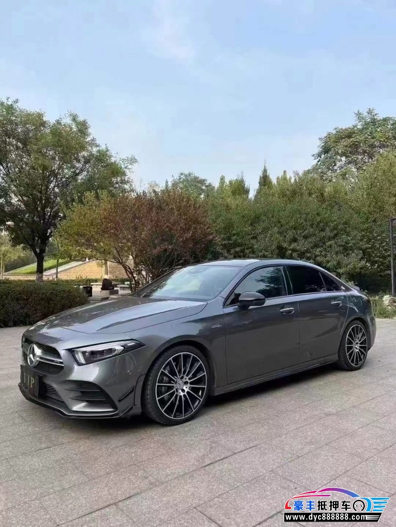 21年奔驰A级AMG轿车抵押车出售