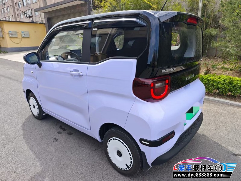 24年奇瑞冰淇淋轿车抵押车出售