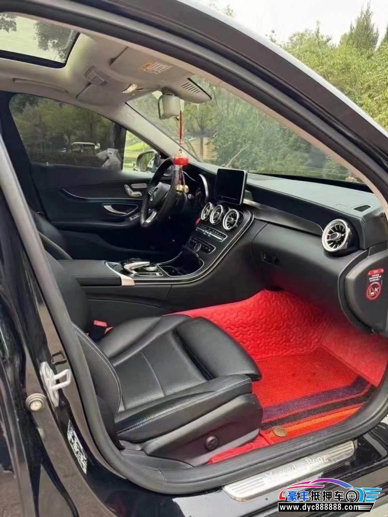 18年奔驰C轿车抵押车出售