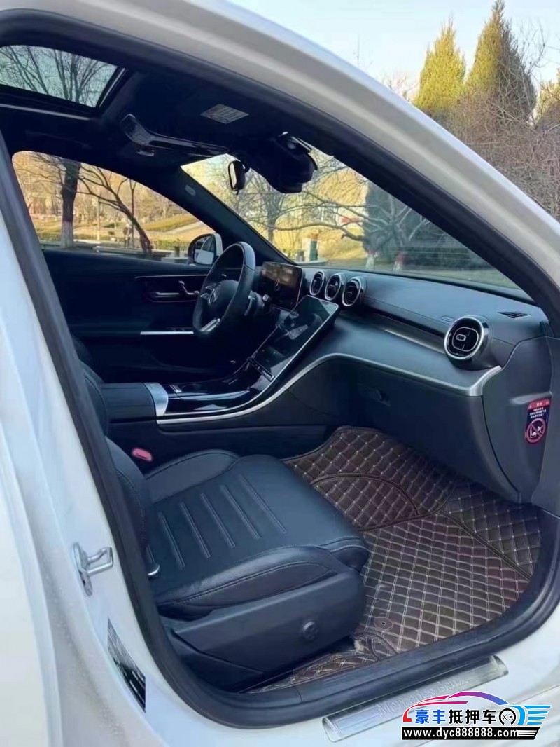 22年奔驰C轿车抵押车出售