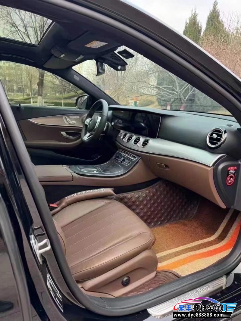 20年奔驰E轿车抵押车出售