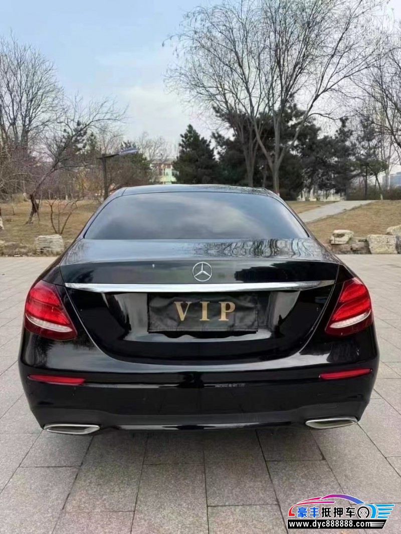 20年奔驰E轿车抵押车出售