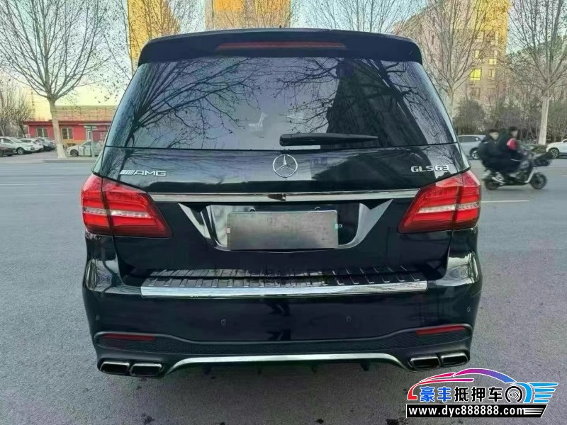 16年奔驰GLS轿车抵押车出售