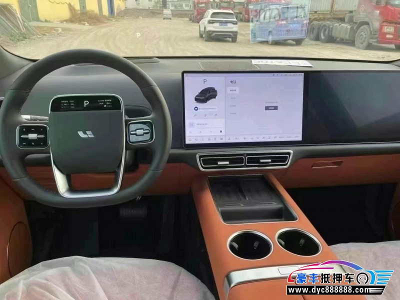 25年理想L9SUV抵押车出售